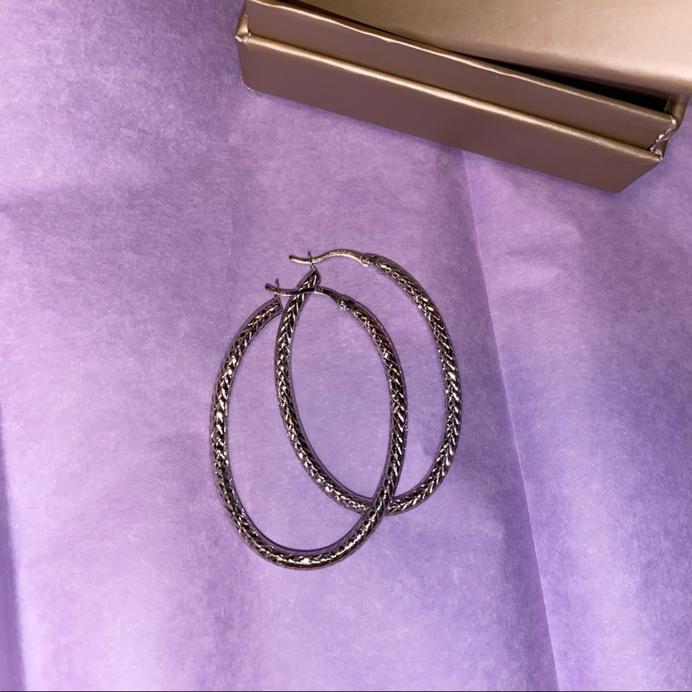 Affinity Diamond platinum hoop earrings